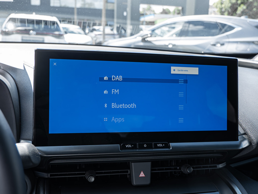Fahrzeugansicht TOYOTA C-HR 2.0 Plug-In Hybrid Teamplayer - 3 Vorbesitzer - Bild 13