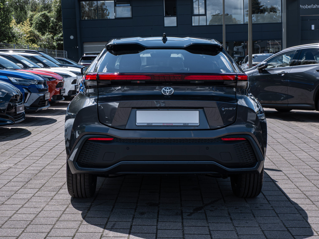 Fahrzeugansicht TOYOTA C-HR 2.0 Plug-In Hybrid Teamplayer - 3 Vorbesitzer - Bild 38
