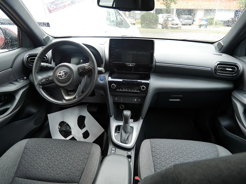 Fahrzeugansicht TOYOTA Yaris Cross Hybrid 1.5 VVT-i Team Deutschland - Bild 2