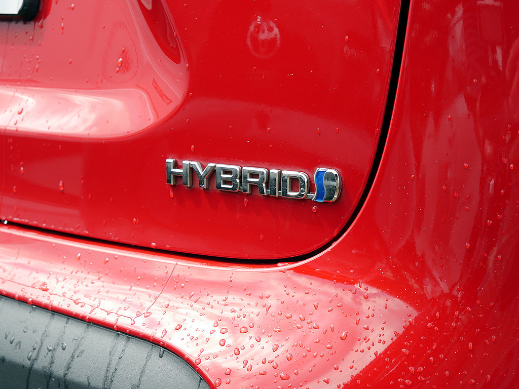 Fahrzeugansicht TOYOTA Yaris Cross Hybrid 1.5 VVT-i Team Deutschland - Bild 5
