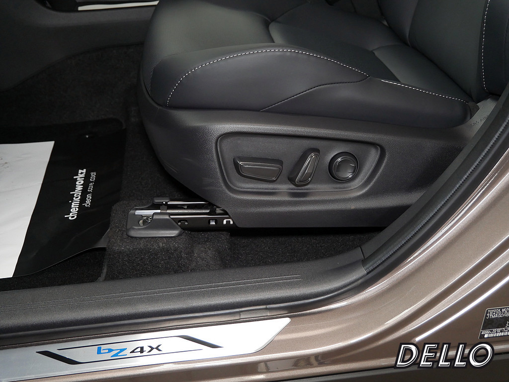 Fahrzeugansicht TOYOTA bZ4X Touring AWD Lounge - Bild 15