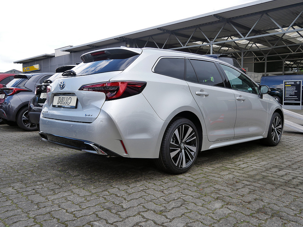 Fahrzeugansicht TOYOTA Corolla Touring Sports 1.8 Hybrid Teamplayer - Bild 23
