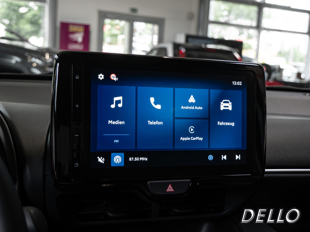 Fahrzeugansicht TOYOTA Yaris 1.5 Hybrid Teamplayer - Bild 9