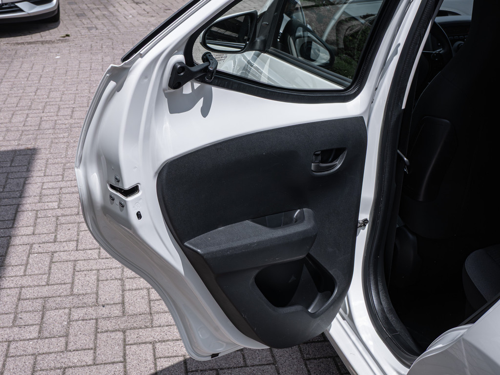 Fahrzeugansicht TOYOTA Aygo 1.0 X-play - Bild 9