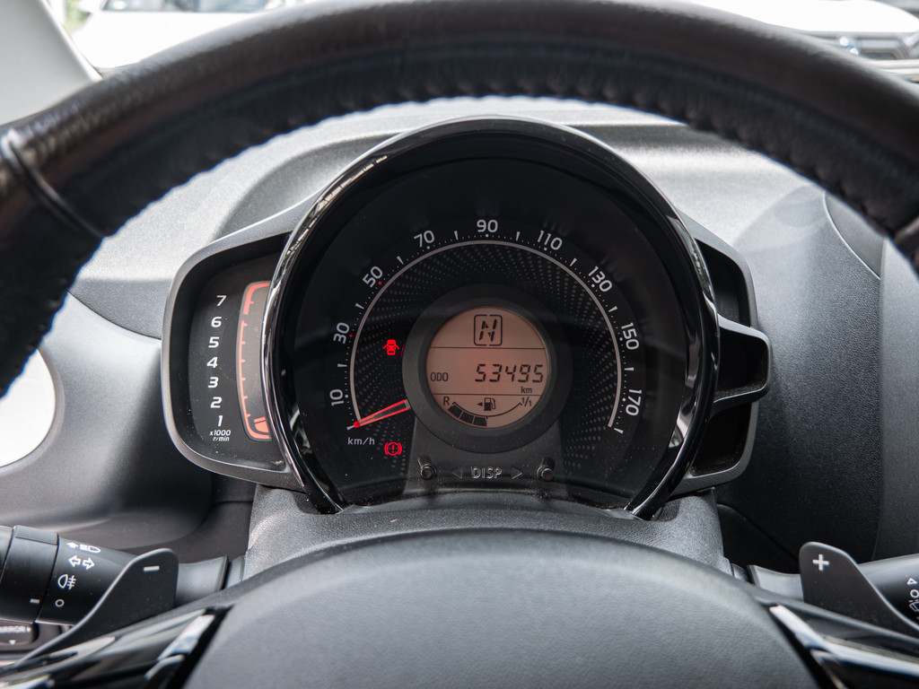 Fahrzeugansicht TOYOTA Aygo 1.0 X-play - Bild 21
