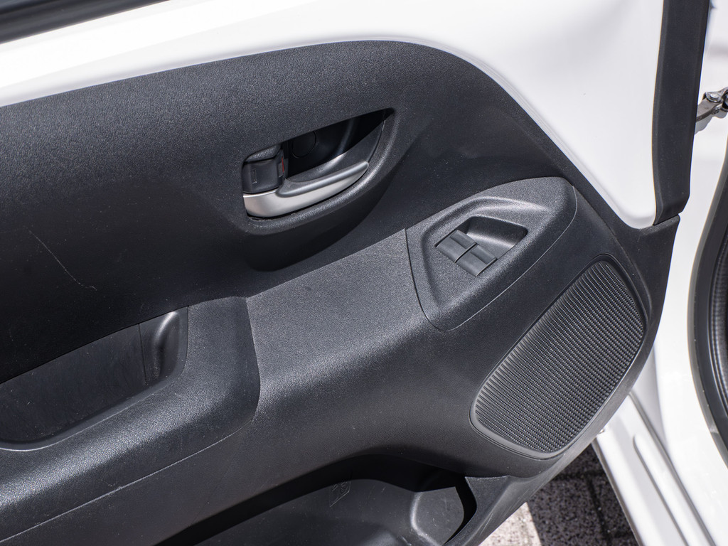 Fahrzeugansicht TOYOTA Aygo 1.0 X-play - Bild 31
