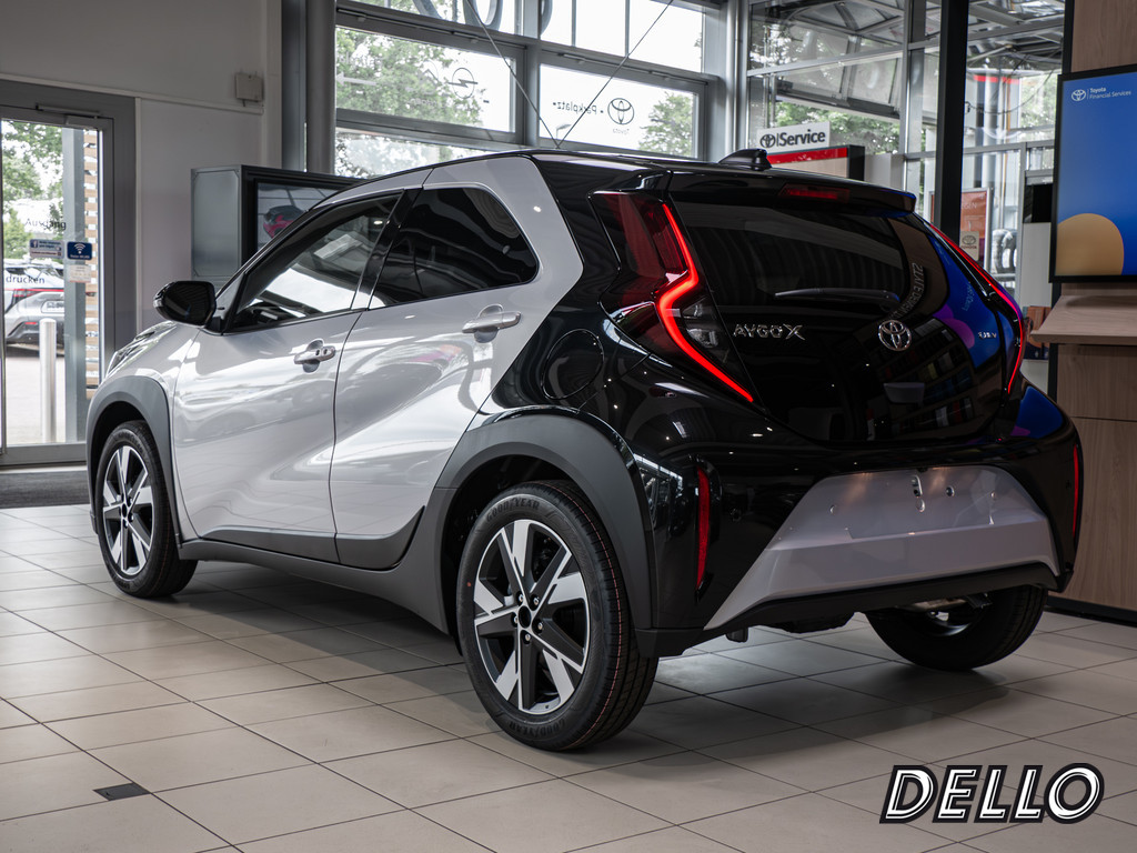Fahrzeugansicht TOYOTA Aygo X 1.5 Hybrid Teamplayer - Bild 35