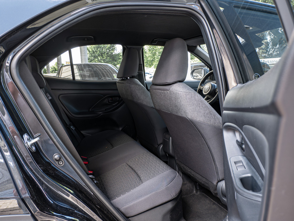 Fahrzeugansicht TOYOTA Yaris Cross Hybrid Teamplayer - Bild 5