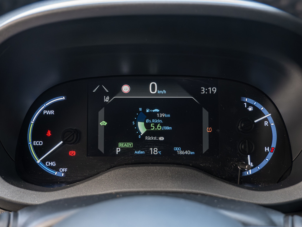 Fahrzeugansicht TOYOTA Yaris Cross Hybrid Teamplayer - Bild 25