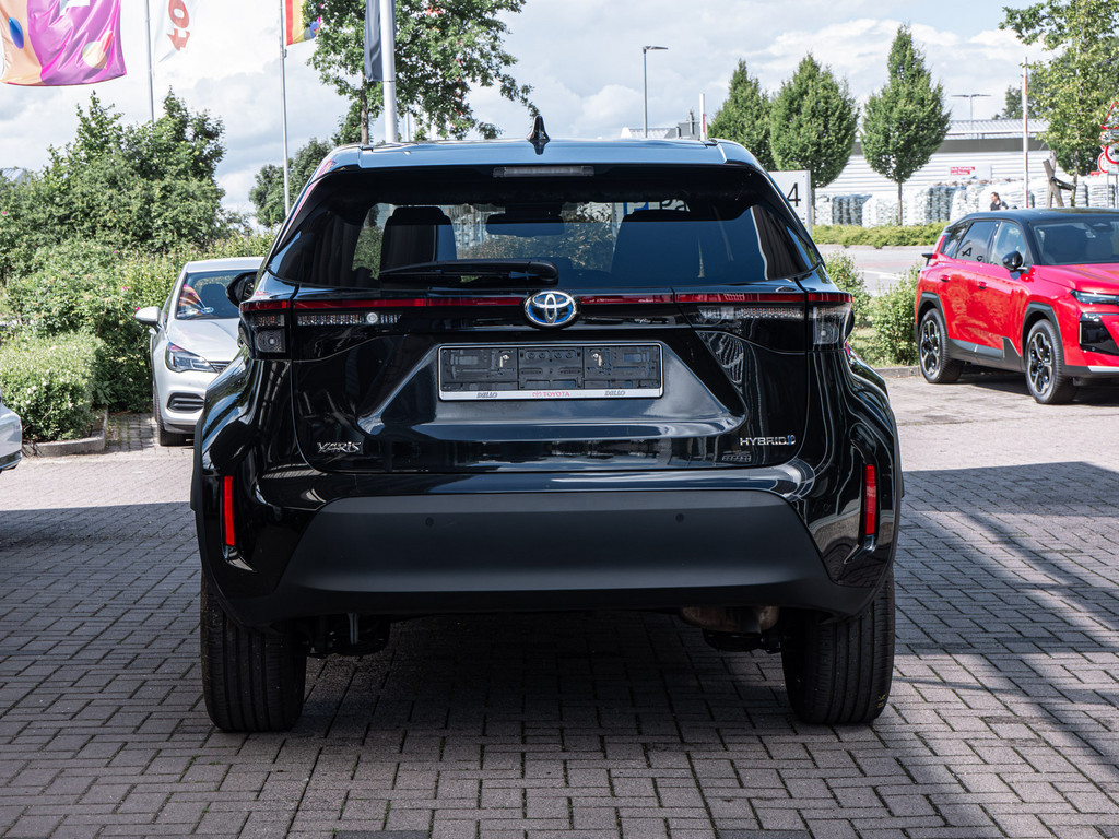 Fahrzeugansicht TOYOTA Yaris Cross Hybrid Teamplayer - Bild 38