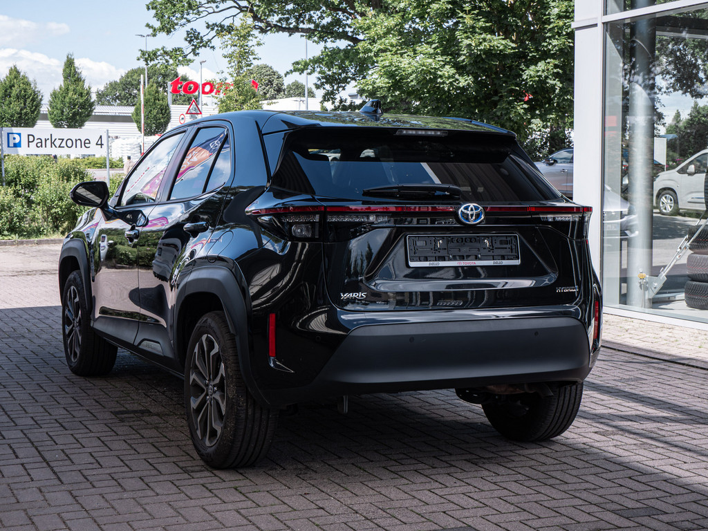 Fahrzeugansicht TOYOTA Yaris Cross Hybrid Teamplayer - Bild 40